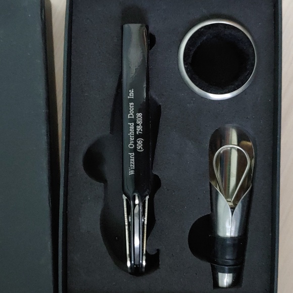 Wappen Germany Wine Set. - Picture 2 of 3